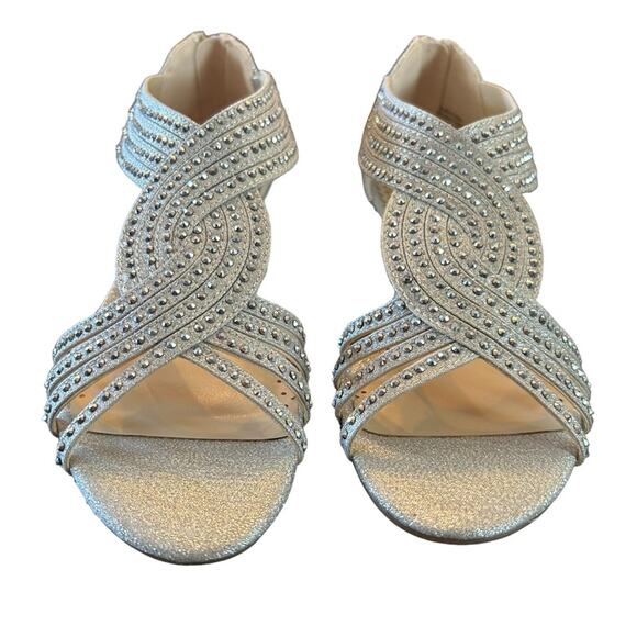 Charter Club Ginifur Strappy Rhinestone Detail Back Zip Wedge Sandal NEW Size 5 - Picture 4 of 11